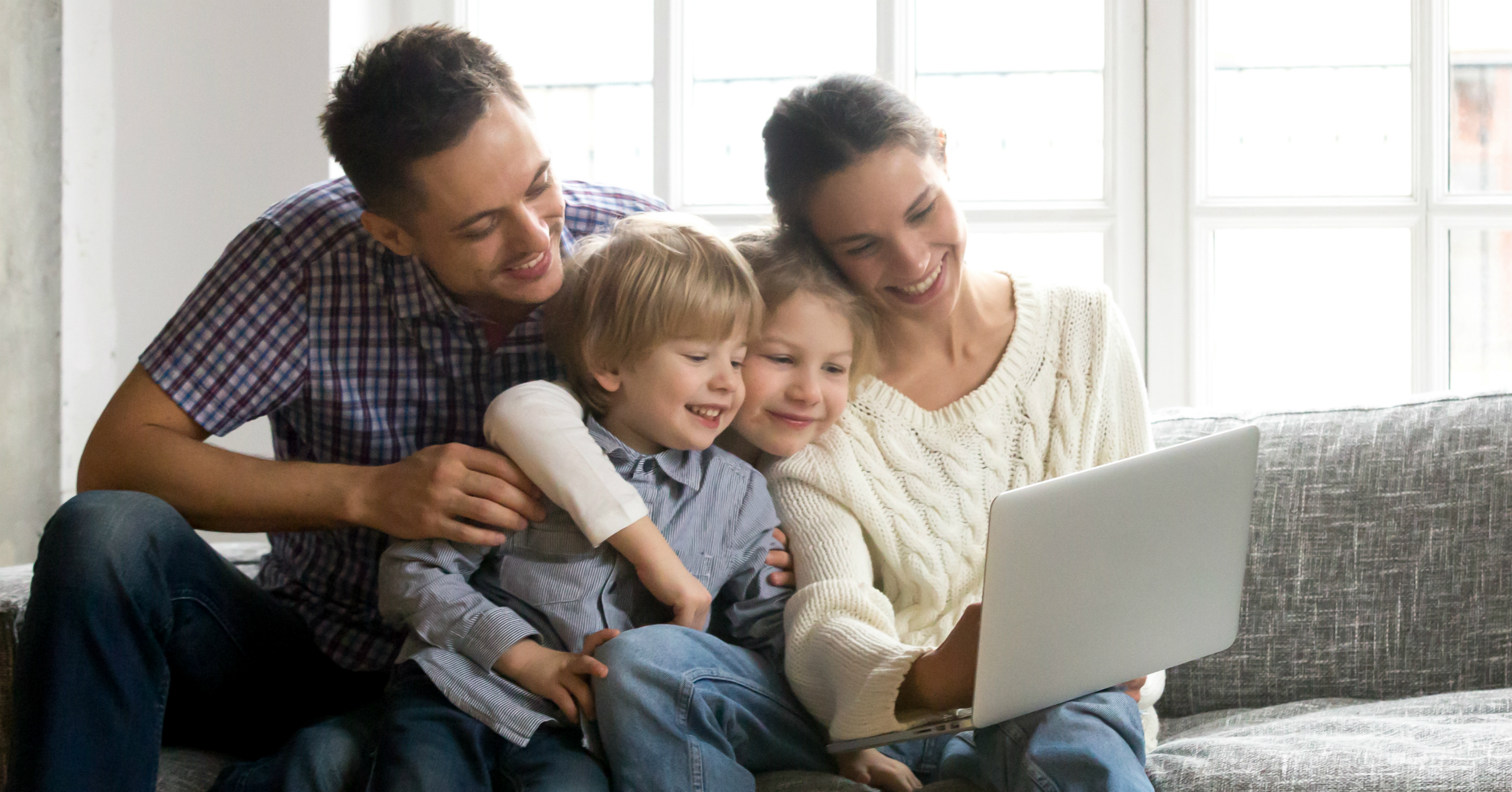 Para sair das dívidas, envolva toda a família no planejamento